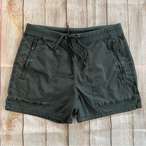 James Perse Women's Dark Green Shorts